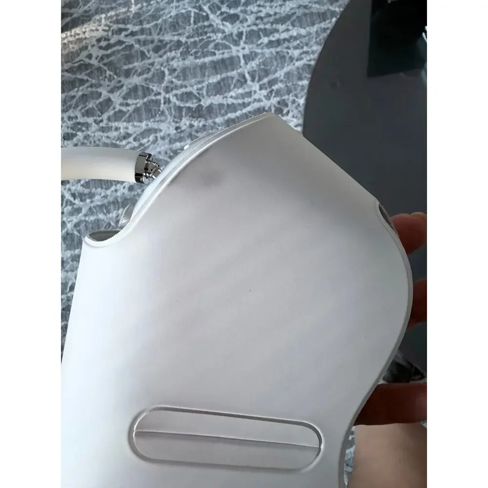 OEM Apple AirPods Max with Smart Case lightening charging